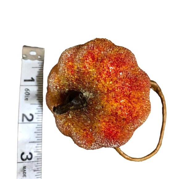 Pumpkin Napkin Rings Set of 4 Used - Picture 4 of 5